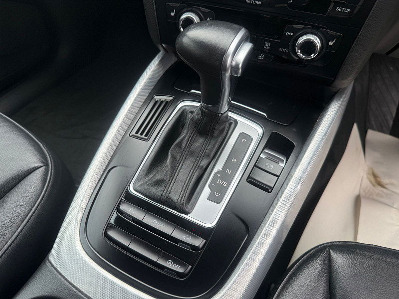 Audi Q5 2.0 TDI SE SUV 5dr Diesel S Tronic quattro Euro 5 (s/s) (177 ps) 5dr Automatic 2025