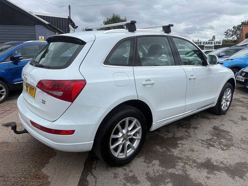 Audi Q5 2.0 TDI SE SUV 5dr Diesel S Tronic quattro Euro 5 (s/s) (177 ps) 5dr Automatic 2025