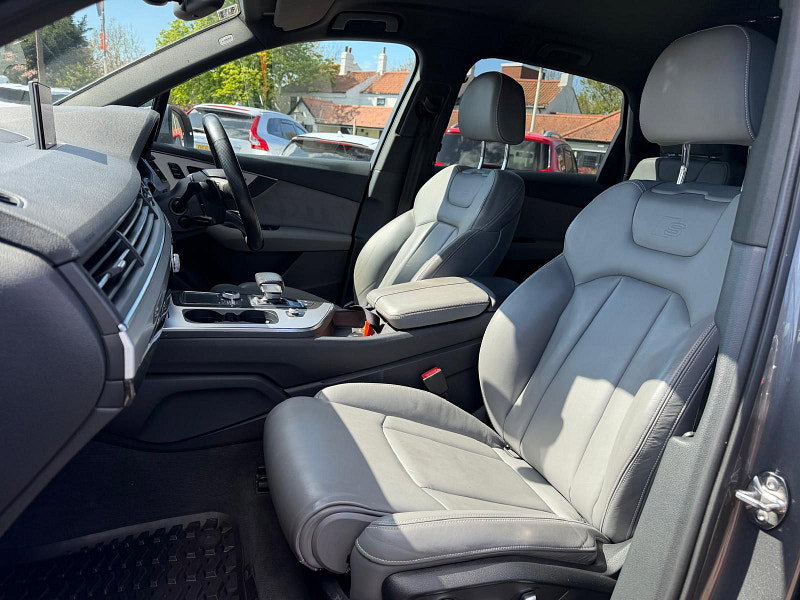 Audi Q7 3.0 TDI V6 S line SUV 5dr Diesel Tiptronic quattro Euro 6 (s/s) (272 ps) 5dr Automatic 2026