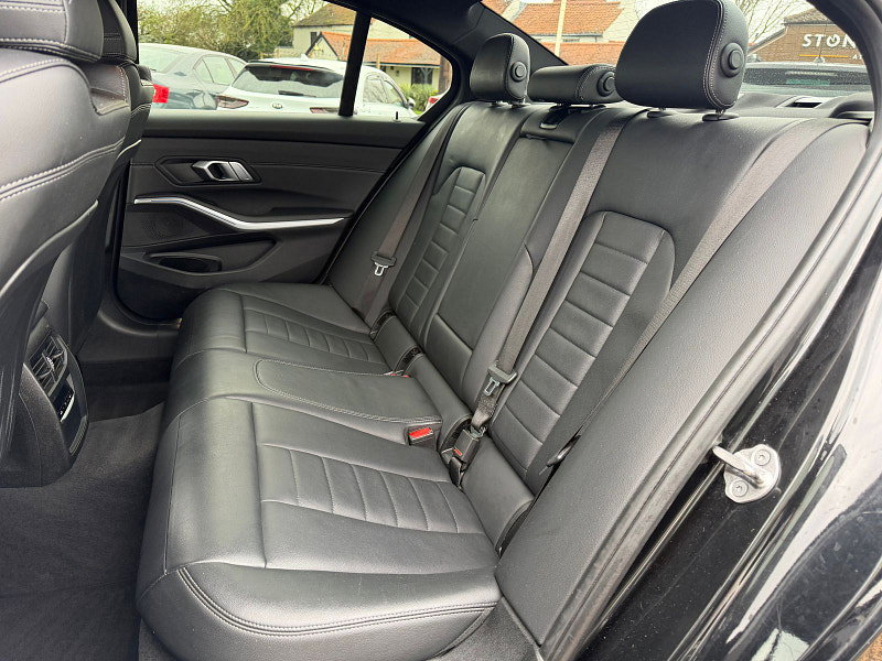 BMW 3 Series 2.0 330e 12kWh M Sport Saloon 4dr Petrol Plug-in Hybrid Auto Euro 6 (s/s) (292 ps) 4dr Automatic 2026