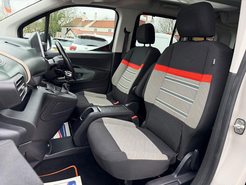 Citroen Berlingo 1.2 PureTech Flair M MPV 5dr Petrol Manual Euro 6 (s/s) (110 ps) 5dr Manual 2026