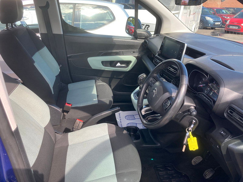 Citroen Berlingo 1.5 BlueHDi Feel M MPV 5dr Diesel Manual Euro 6 (75 ps) 5dr Manual 2026