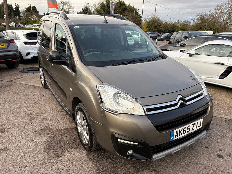 Citroen Berlingo 1.6 BlueHDi XTR Multispace MPV 5dr Diesel Manual Euro 6 (100 ps) 5dr Manual 2026
