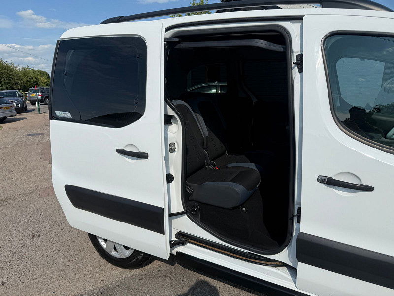 Citroen Berlingo 1.6 e-HDi Airdream XTR Multispace MPV 5dr Diesel EGS6 Euro 5 (s/s) (90 ps) 5dr Automatic 2025