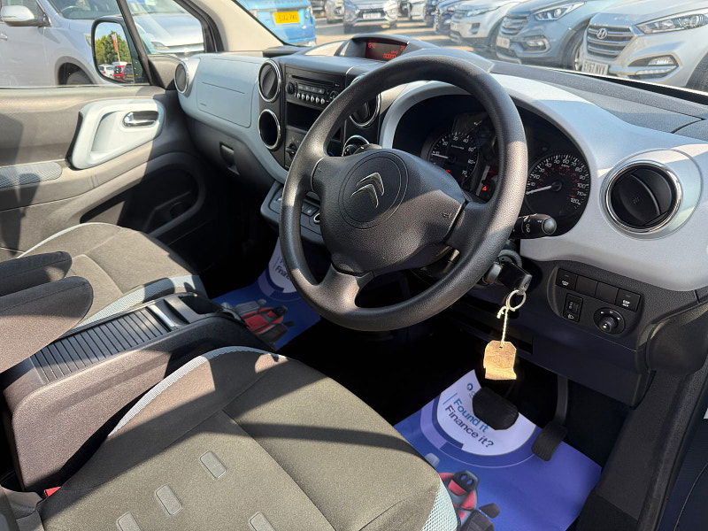 Citroen Berlingo 1.6 e-HDi Airdream XTR Multispace MPV 5dr Diesel EGS6 Euro 5 (s/s) (90 ps) 5dr Automatic 2025