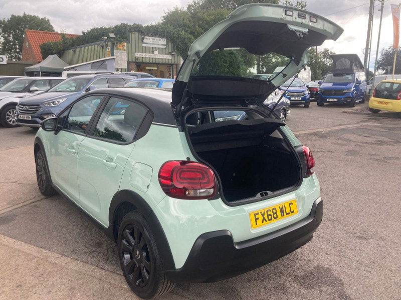 Citroen C3 1.2 PureTech Feel Hatchback 5dr Petrol Manual Euro 6 (s/s) (82 ps) 5dr Manual 2025