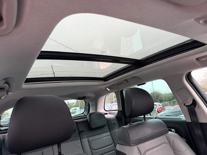 Citroen C3 Aircross 1.2 PureTech Shine Plus SUV 5dr Petrol Manual Euro 6 (s/s) (110 ps) 5dr Manual 2026