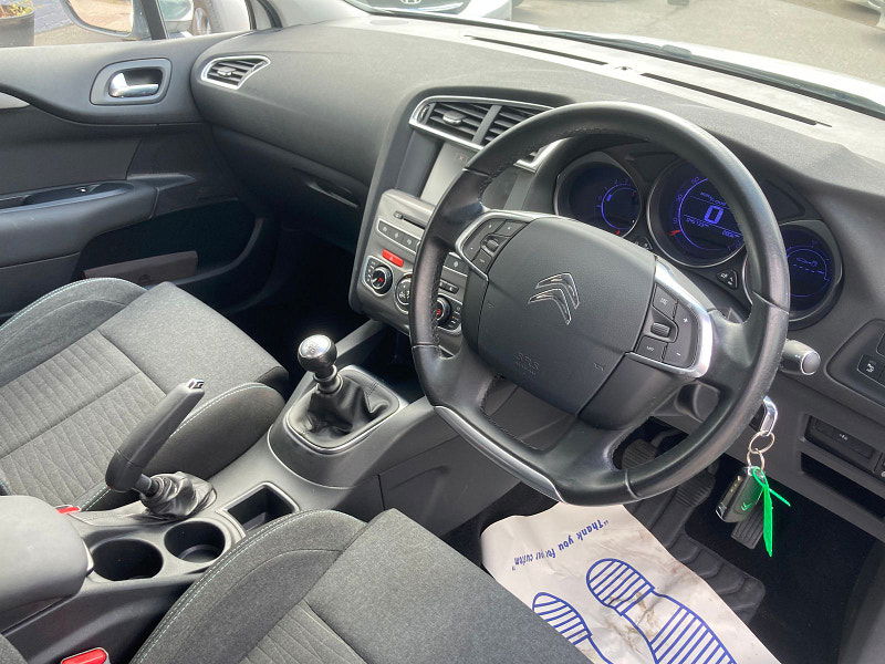 Citroen C4 1.2 PureTech Flair Hatchback 5dr Petrol Manual Euro 6 (s/s) (130 ps) 5dr Manual 2025