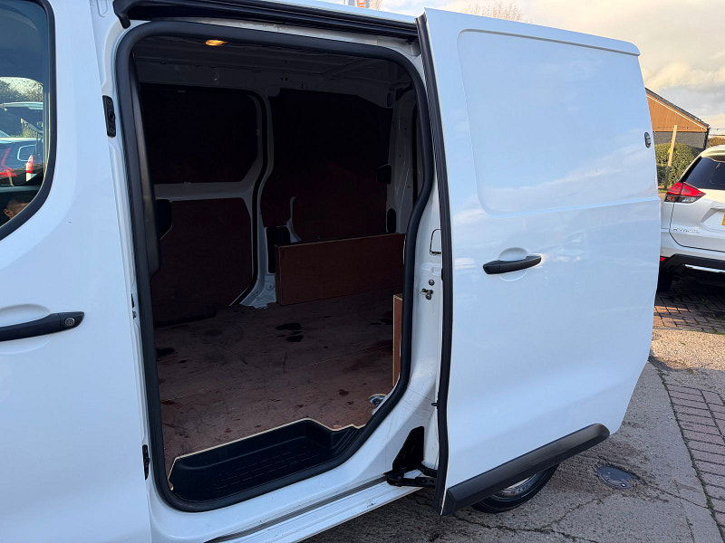 Citroen Dispatch 1.6 BlueHDi 1000 Enterprise XS Panel Van 6dr Diesel Manual FWD 1 Euro 6 (95 ps) 6dr Manual 2025