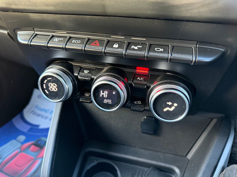 Dacia Duster 1.3 TCe Prestige SUV 5dr Petrol Manual Euro 6 (s/s) (130 ps) 5dr Manual 2025