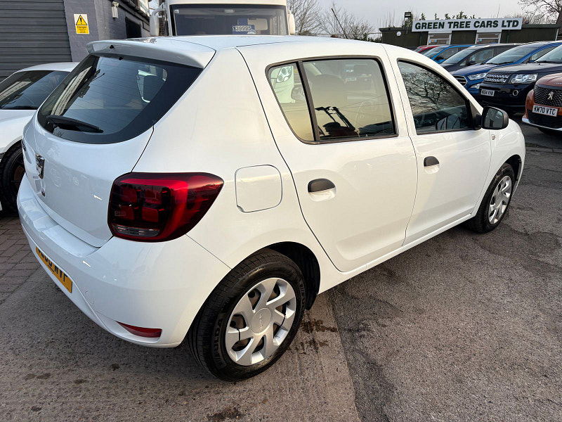 Dacia Sandero 1.0 SCe Essential Hatchback 5dr Petrol Manual Euro 6 (75 ps) 5dr Manual 2026