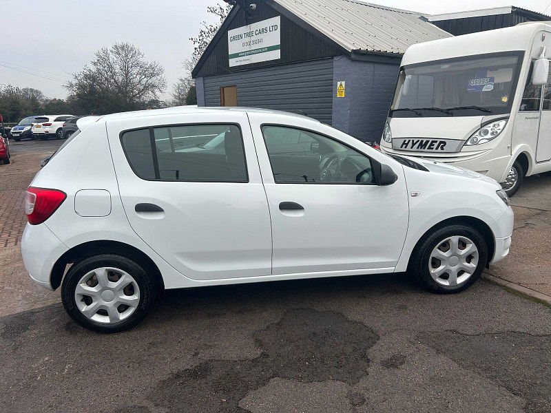 Dacia Sandero 1.2 Ambiance Hatchback 5dr Petrol Manual Euro 5 (75 ps) 5dr Manual 2026