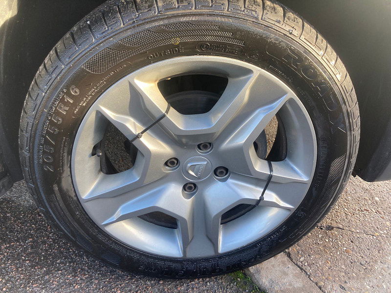 Dacia Sandero Stepway 0.9 TCe Laureate Hatchback 5dr Petrol Manual Euro 6 (s/s) (90 ps) 5dr Manual 2025