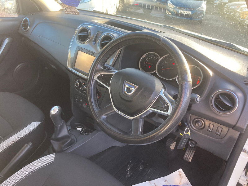 Dacia Sandero Stepway 0.9 TCe Laureate Hatchback 5dr Petrol Manual Euro 6 (s/s) (90 ps) 5dr Manual 2025