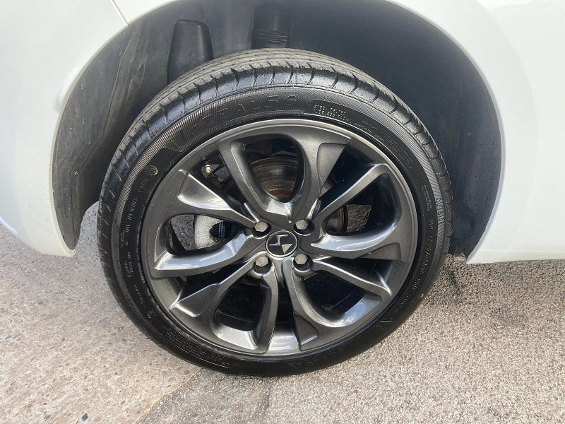 DS Automobiles Ds 4 1.2 PureTech Prestige Hatchback 5dr Petrol Manual Euro 6 (s/s) (130 ps) 5dr Manual 2026