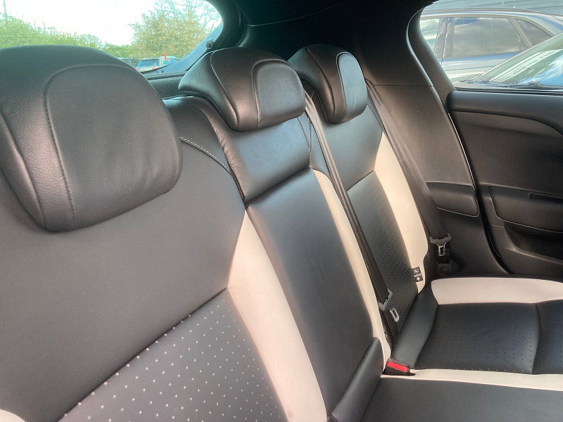 DS Automobiles Ds 4 1.2 PureTech Prestige Hatchback 5dr Petrol Manual Euro 6 (s/s) (130 ps) 5dr Manual 2026