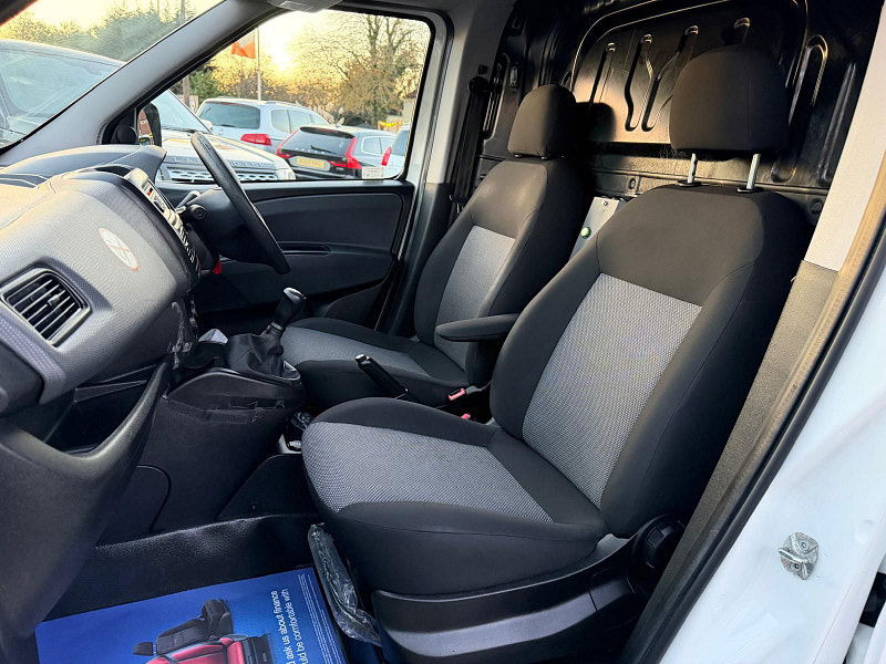 Fiat Doblo 1.3 MultiJetII Panel Van 4dr Diesel Manual L1 H1 Euro 6 (95 bhp) 4dr Manual 2025