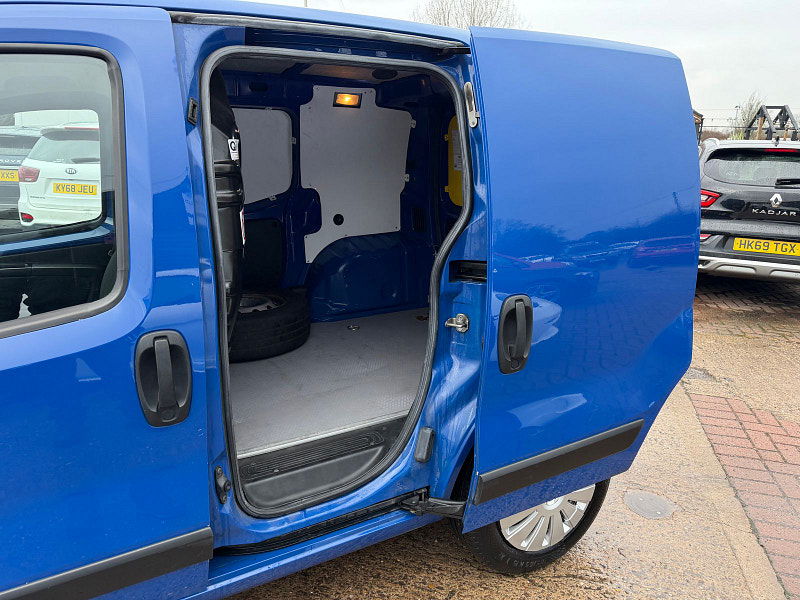 Fiat Fiorino 1.3 MultiJetII SX Car Derived Van 5dr Diesel Manual Euro 6 (80 bhp) 5dr Manual 2026