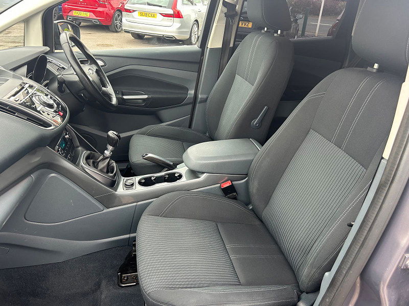 Ford C-Max 1.6 TDCi Titanium MPV 5dr Diesel Manual Euro 5 (115 ps) 5dr Manual 2025