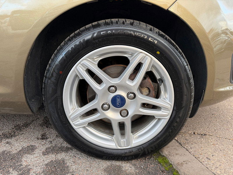 Ford Fiesta 1.0T EcoBoost Zetec Hatchback 3dr Petrol Manual Euro 5 (s/s) (100 ps) 3dr Manual 2025