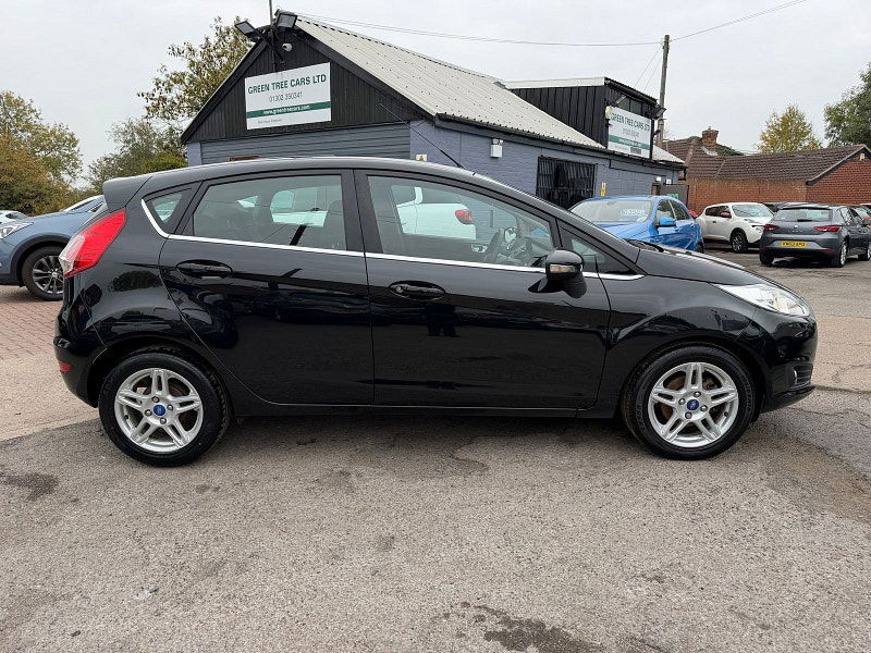 Ford Fiesta 1.0T EcoBoost Zetec Hatchback 5dr Petrol Manual Euro 5 (s/s) (100 ps) 5dr Manual 2025