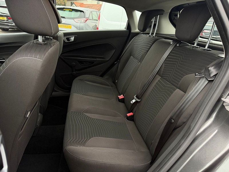 Ford Fiesta 1.0T EcoBoost Zetec Hatchback 5dr Petrol Manual Euro 6 (s/s) (100 ps) 5dr Manual 2025