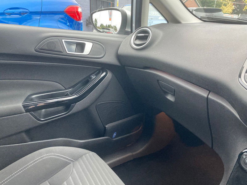Ford Fiesta 1.25 Zetec Hatchback 5dr Petrol Manual Euro 5 (82 ps) 5dr Manual 2025