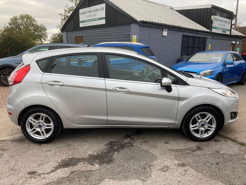 Ford Fiesta 1.25 Zetec Hatchback 5dr Petrol Manual Euro 5 (82 ps) 5dr Manual 2025