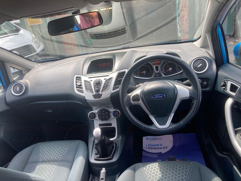 Ford Fiesta 1.4 Zetec Hatchback 5dr Petrol Manual (130 g/km, 94 bhp) 5dr Manual 2025