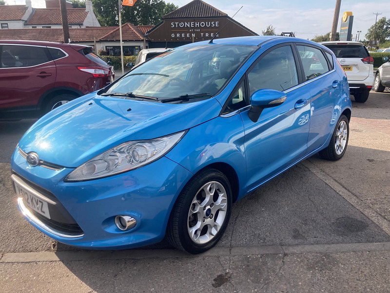 Ford Fiesta 1.4 Zetec Hatchback 5dr Petrol Manual (130 g/km, 94 bhp) 5dr Manual 2025