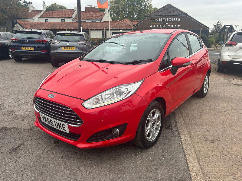 Ford Fiesta 1.5 TDCi ECOnetic Zetec Hatchback 5dr Diesel Manual Euro 6 (s/s) (95 ps) 5dr Manual 2025