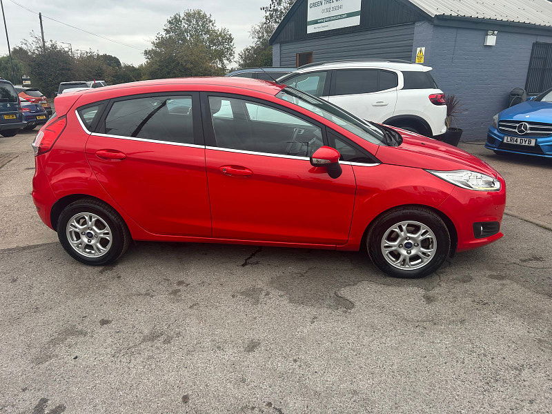 Ford Fiesta 1.5 TDCi ECOnetic Zetec Hatchback 5dr Diesel Manual Euro 6 (s/s) (95 ps) 5dr Manual 2025