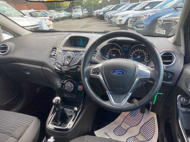 Ford Fiesta 1.5 TDCi Zetec Hatchback 5dr Diesel Manual Euro 5 (75 ps) 5dr Manual 2025