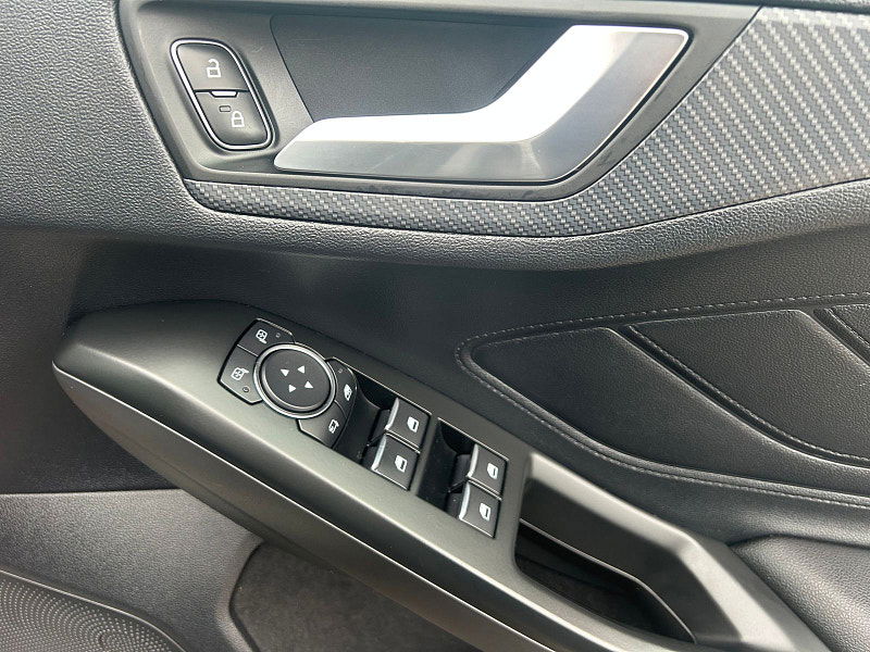 Ford Focus 1.0T EcoBoost ST-Line X Hatchback 5dr Petrol Manual Euro 6 (s/s) (125 ps) 5dr Manual 2025