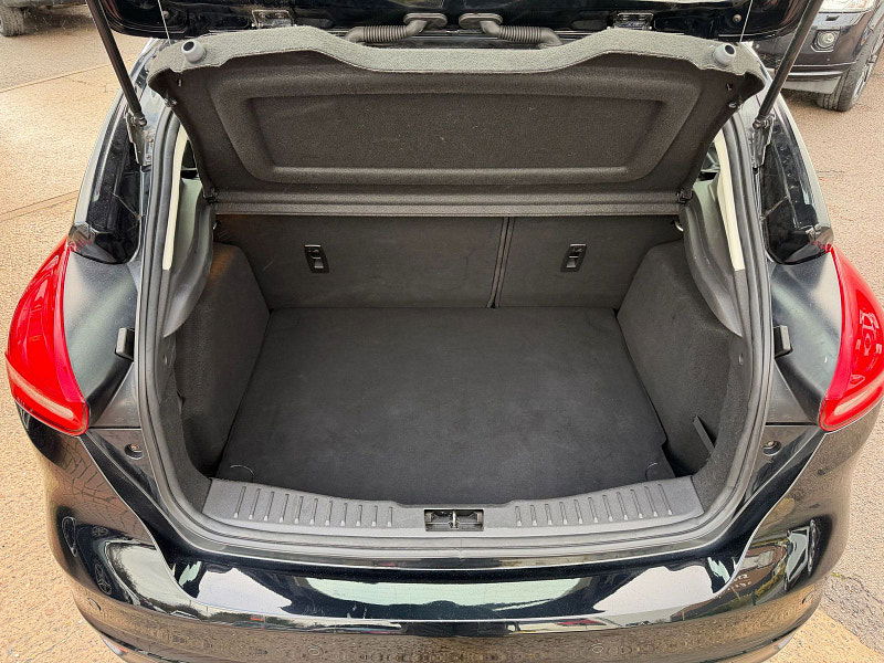 Ford Focus 1.5T EcoBoost Titanium Hatchback 5dr Petrol Manual Euro 6 (s/s) (150 ps) 5dr Manual 2025