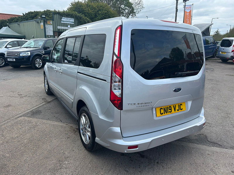 Ford Grand Tourneo Connect 1.5 EcoBlue Titanium MPV 5dr Diesel Manual Euro 6 (s/s) (120 ps) 5dr Manual 2025