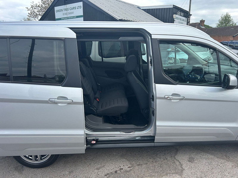 Ford Grand Tourneo Connect 1.5 EcoBlue Titanium MPV 5dr Diesel Manual Euro 6 (s/s) (120 ps) 5dr Manual 2025