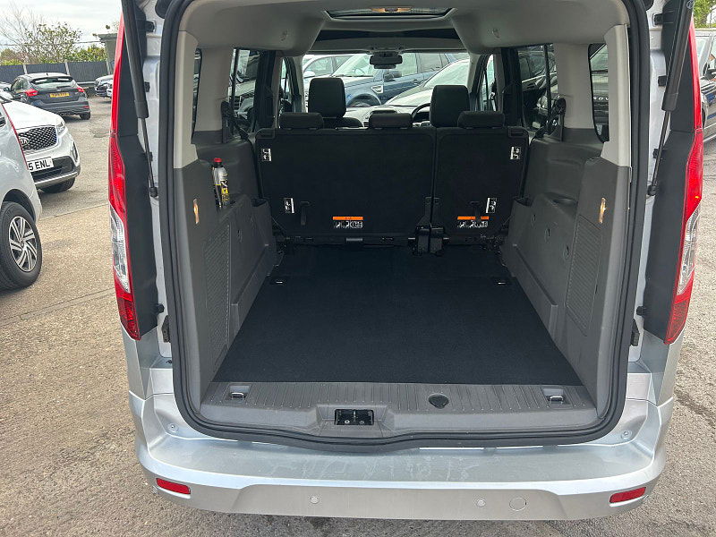 Ford Grand Tourneo Connect 1.5 EcoBlue Titanium MPV 5dr Diesel Manual Euro 6 (s/s) (120 ps) 5dr Manual 2025