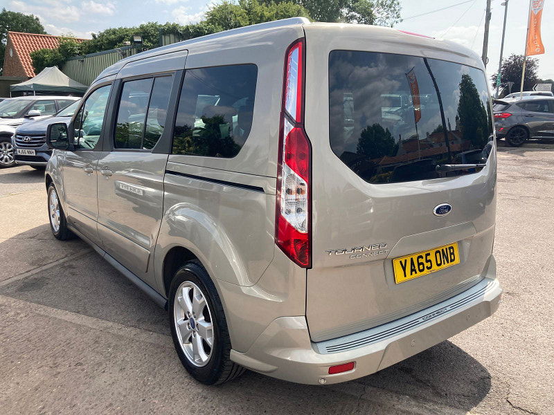 Ford Grand Tourneo Connect 1.5 TDCi Titanium MPV 5dr Diesel Manual Euro 6 (s/s) (120 ps) 5dr Manual 2025