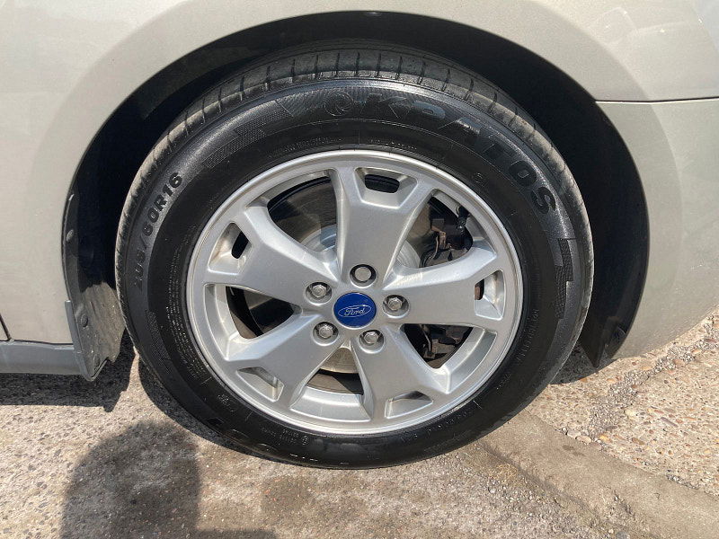 Ford Grand Tourneo Connect 1.5 TDCi Titanium MPV 5dr Diesel Manual Euro 6 (s/s) (120 ps) 5dr Manual 2025