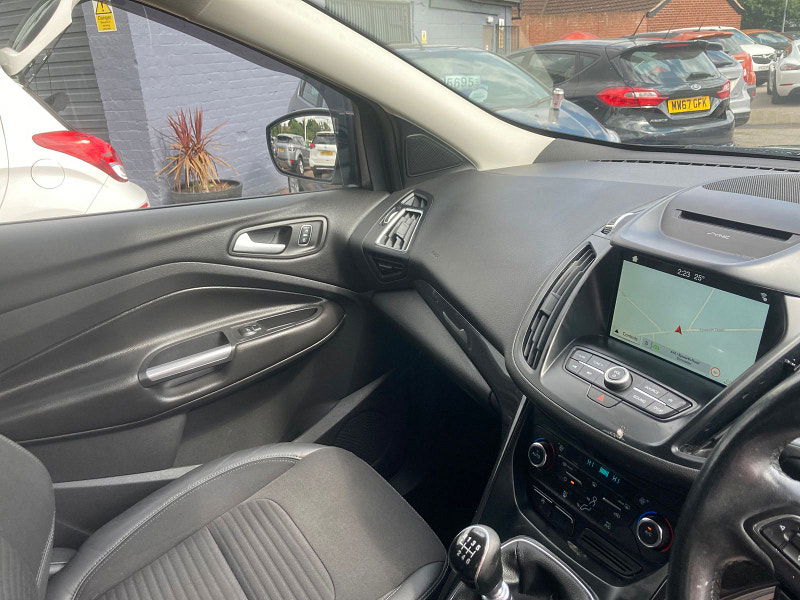 Ford Kuga 2.0 TDCi Titanium SUV 5dr Diesel Manual Euro 6 (s/s) (150 ps) 5dr Manual 2025