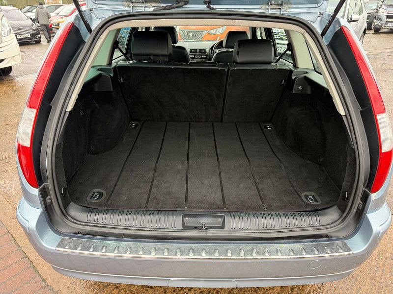 Ford Mondeo 2.0 Ghia X Estate 5dr Petrol Manual (193 g/km, 143 bhp) 5dr Manual 2026