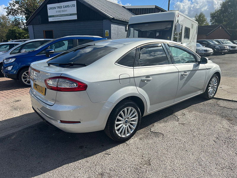 Ford Mondeo 2.0 TDCi Zetec Business Edition Hatchback 5dr Diesel Manual Euro 5 (140 ps) 5dr Manual 2025