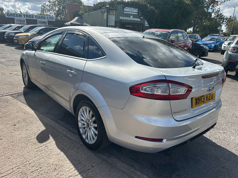 Ford Mondeo 2.0 TDCi Zetec Business Edition Hatchback 5dr Diesel Manual Euro 5 (140 ps) 5dr Manual 2025