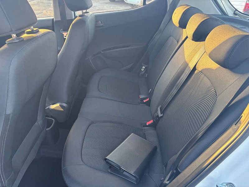 Hyundai I10 1.0 SE Hatchback 5dr Petrol Manual Euro 6 (66 ps) 5dr Manual 2025