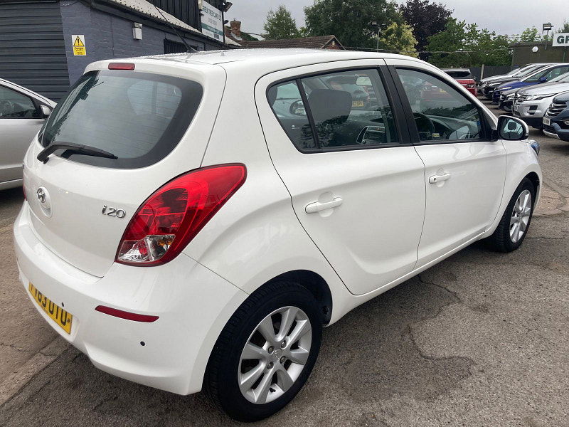 Hyundai I20 1.2 Active Hatchback 5dr Petrol Manual Euro 5 (85 bhp) 5dr Manual 2025