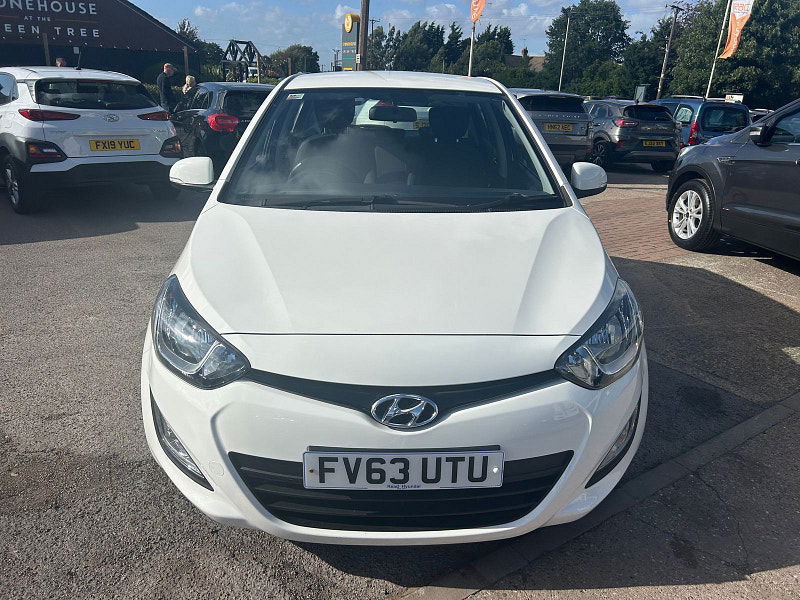 Hyundai I20 1.2 Active Hatchback 5dr Petrol Manual Euro 5 (85 bhp) 5dr Manual 2025