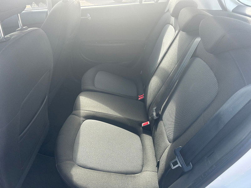 Hyundai I20 1.2 Active Hatchback 5dr Petrol Manual Euro 5 (85 bhp) 5dr Manual 2025