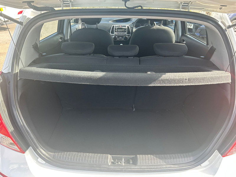 Hyundai I20 1.2 Active Hatchback 5dr Petrol Manual Euro 5 (85 bhp) 5dr Manual 2025