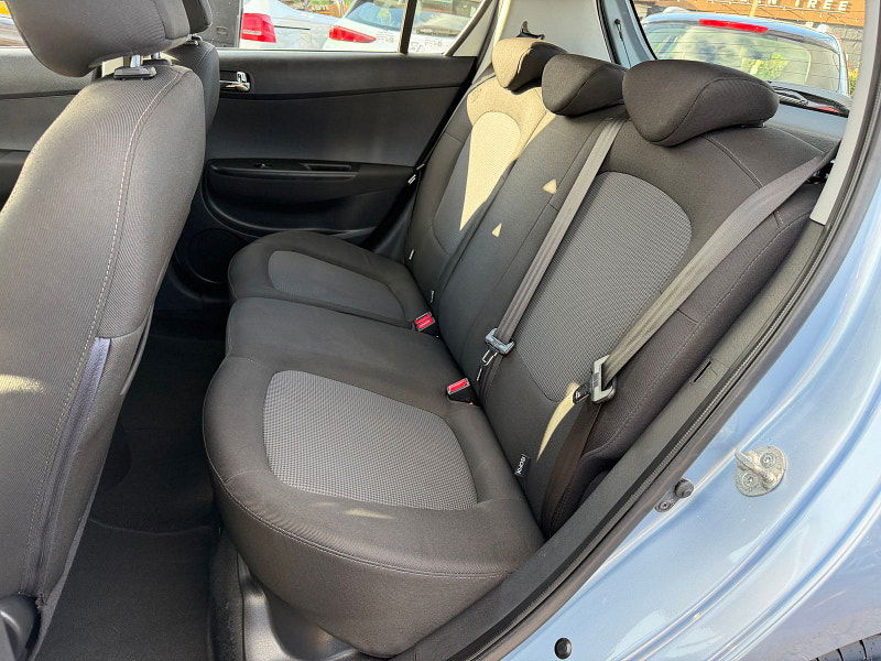Hyundai I20 1.2 Style Hatchback 5dr Petrol Manual Euro 5 (85 bhp) 5dr Manual 2025